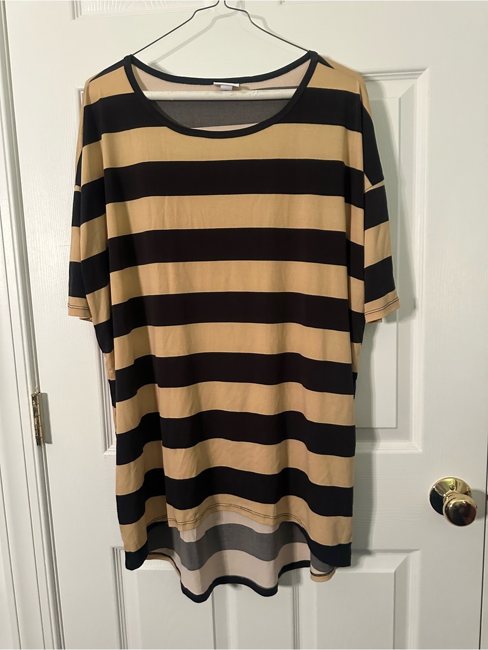 LuLaRoe top